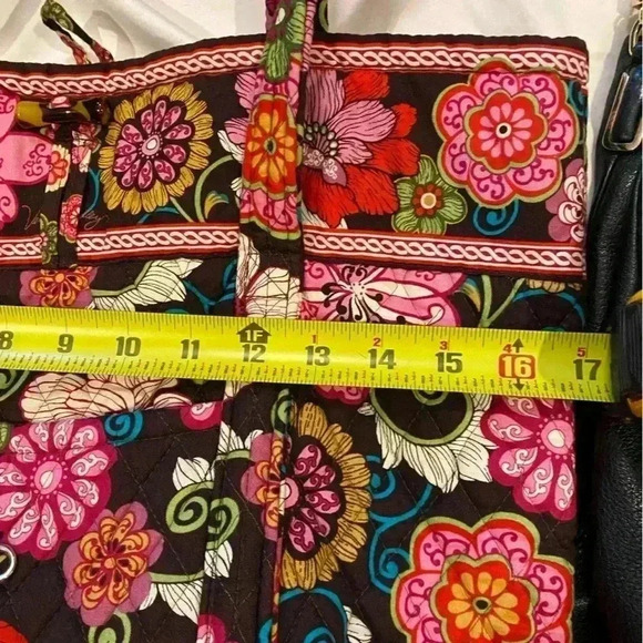Vera Bradley Handbag - Picture 8 of 9